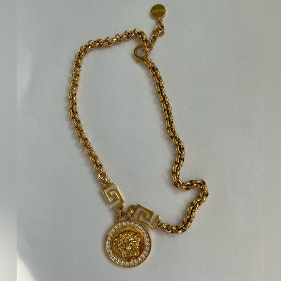 VERSACE CRYSTAL LA MEDUSA GRECA NECKLACE - Picture 5 of 9